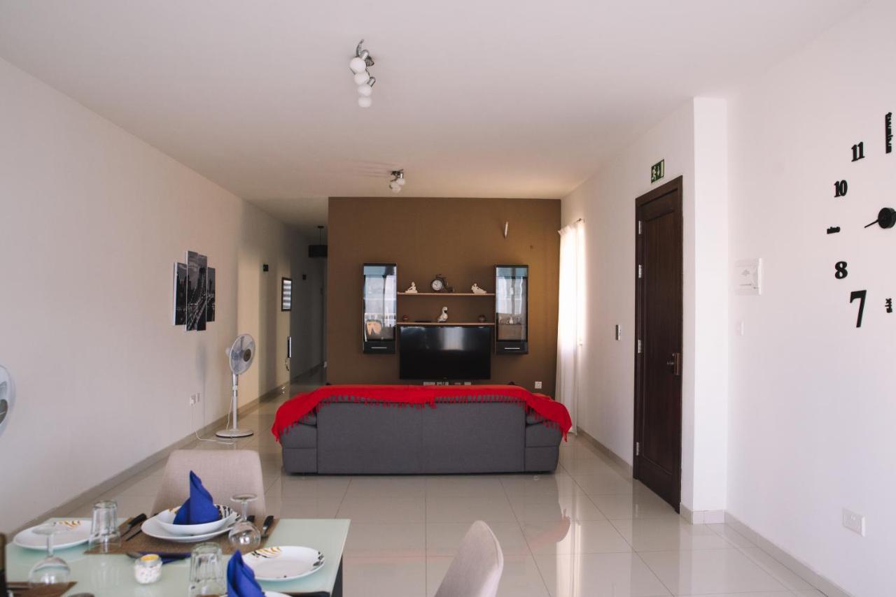 Modern 3 Bedroom With Ac Apartment Zabbar ภายนอก รูปภาพ